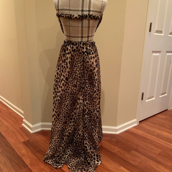 NWOT SEXY SHEER CHEETAH PRINT MAXI - Picture 2 of 4